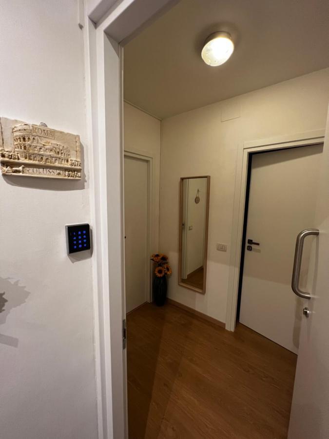 Roma Vatican'S Room ภายนอก รูปภาพ